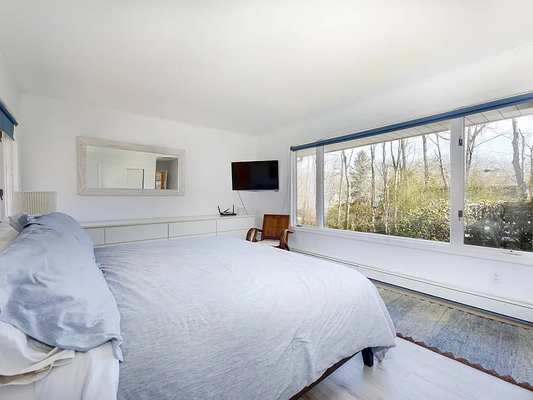 55 Laurel Trl — Photo 12