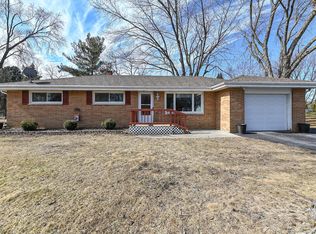 W250S3261 Center Rd, Waukesha, WI 53189