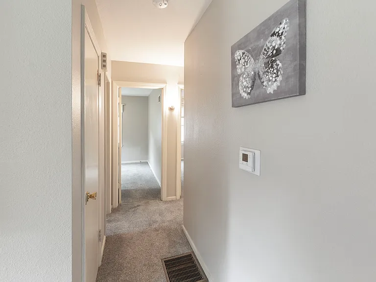 7430 Reeds Ln — Photo 17