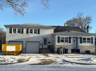 210 9th Ave S, Moorhead, MN
