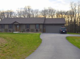 5615 S Hanna City-glasford Rd, Glasford, IL 61533