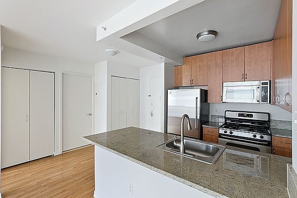 1st image of 400 W 55th St APT 5F