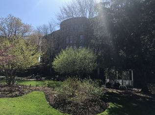 1 Gale Ave APT 3D, River Forest, IL 60305