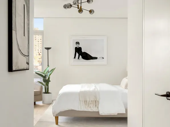 66 Clinton Street image 9 of 12