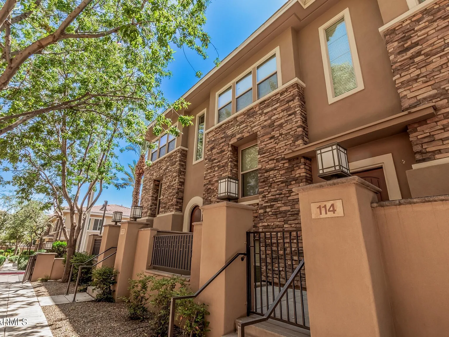 3 bed, 2.5 bath, 1858 sqft, $2,845 — Photo 2