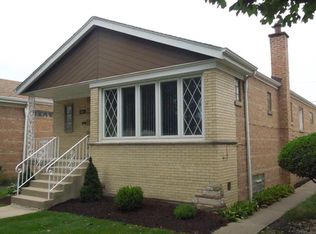 5643 S Mayfield Ave, Chicago, IL 60638