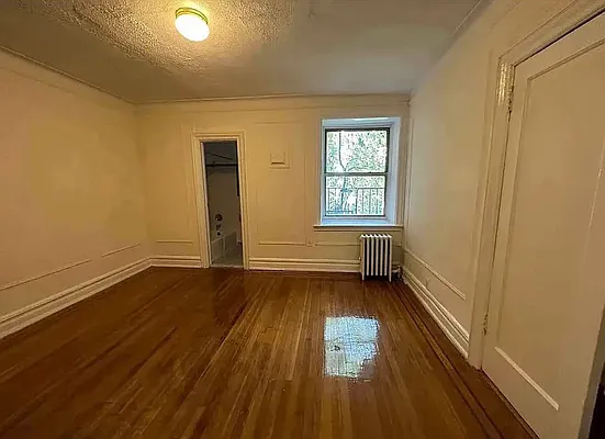 Rented by Queens Apartments Realty LLC | media 2
