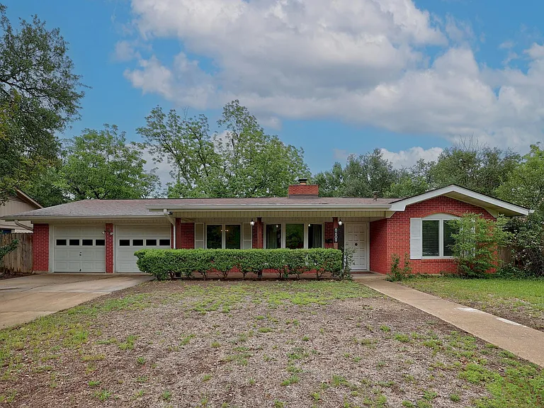 8609 Melshire Dr — Photo 1