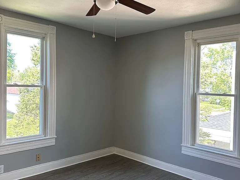 1617 Perdue St — Photo 2