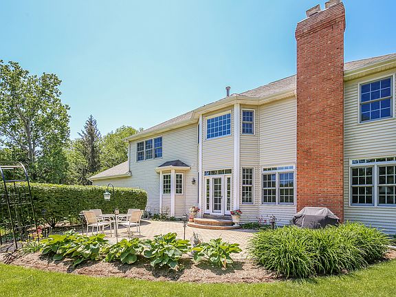 3rd image of 34959 N Oak Knoll Cir