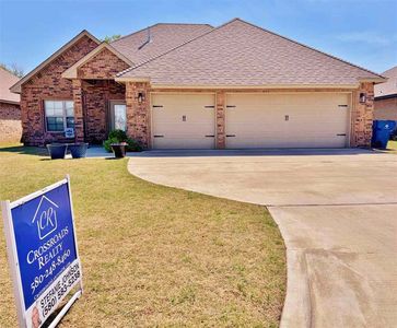104 NW Elm Ave, Cache, OK, 73527