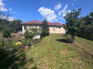 771 J Kennedy Rd, Clarkesville, GA 30523