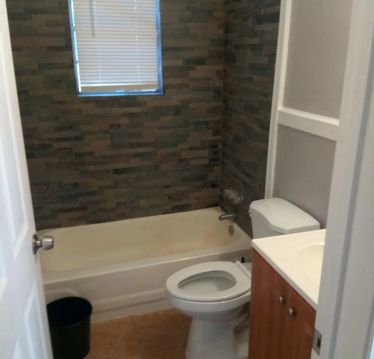 2 bed, 936 sqft, $1,275 — Photo 4
