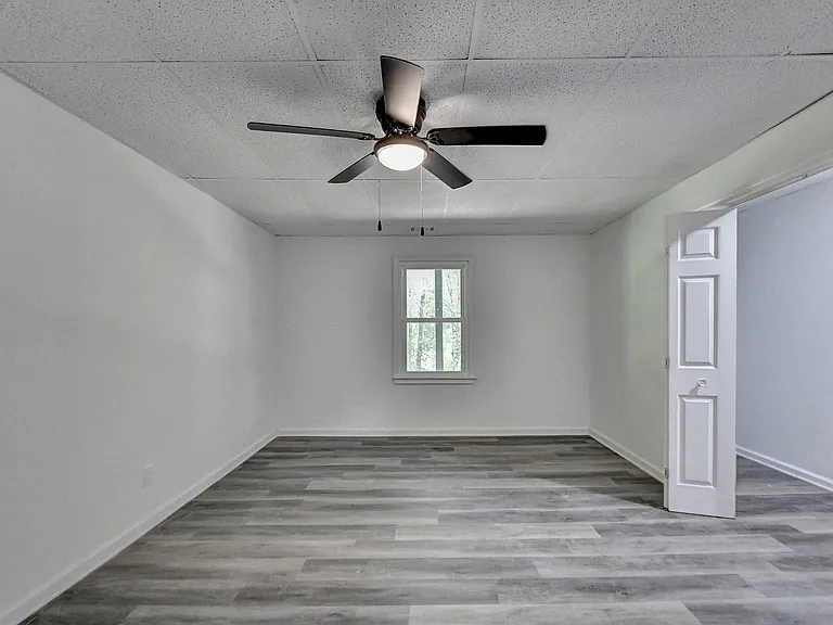 Guest bedroom with daylight windows