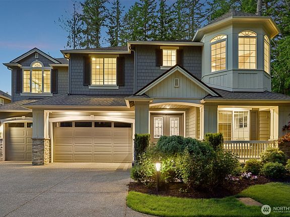 2nd image of 516 235th Avenue NE