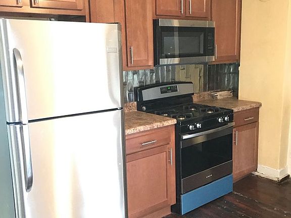 2nd image of 209 Gregory St #209