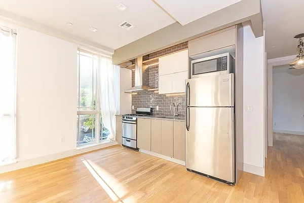 Rented by Hagstrom Management Inc | media 7