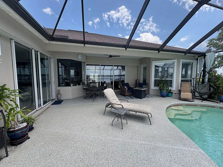 4911 Toproyal Ln — Photo 29