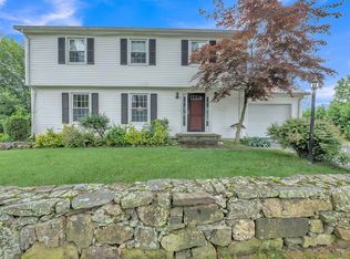 5 Upland St, Auburn, MA 01501