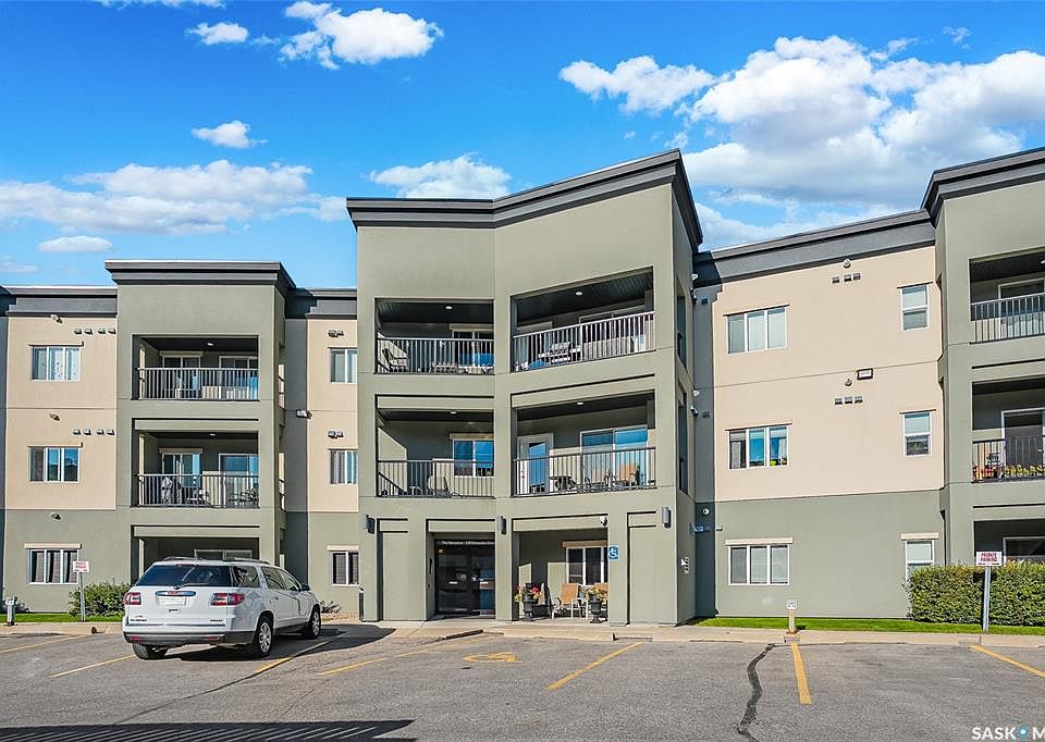 1st image of UNIT # 309-110 Hampton CIRCLE