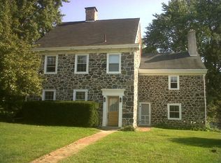 34 Williams Dr, Aston, PA 19014
