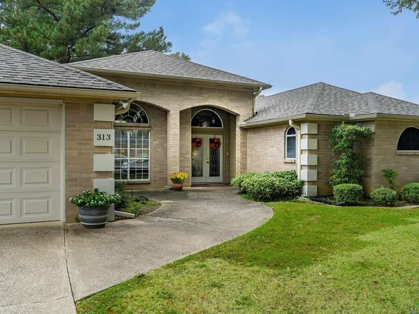 313 Lakewood Dr, Longview, TX 75604