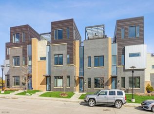 114 E Center St, Des Moines, IA 50309