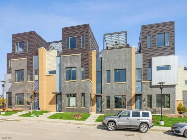 114 E Center St, Des Moines, IA 50309