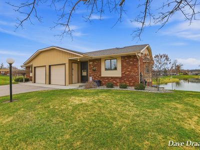 709 Waterview Ct SW, Grandville, MI, 49418