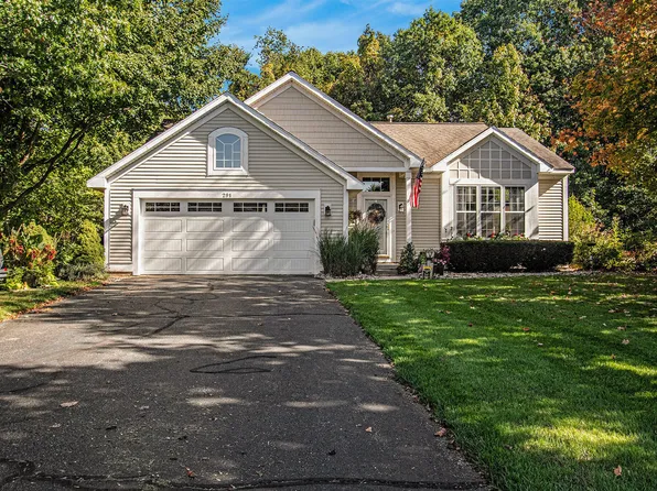 291 Sand Castle Dr, Holland, MI 49424