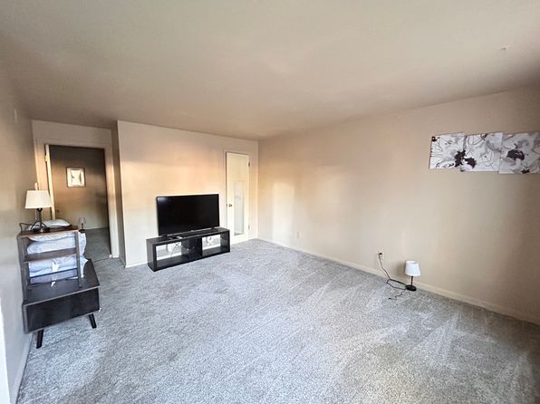 1124 Case Ct #1136