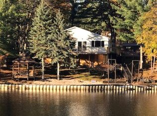 172 W Branch Dr, Gladwin, MI 48624