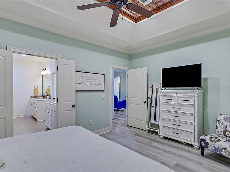 131 Stillhouse Creek Dr — Photo 15