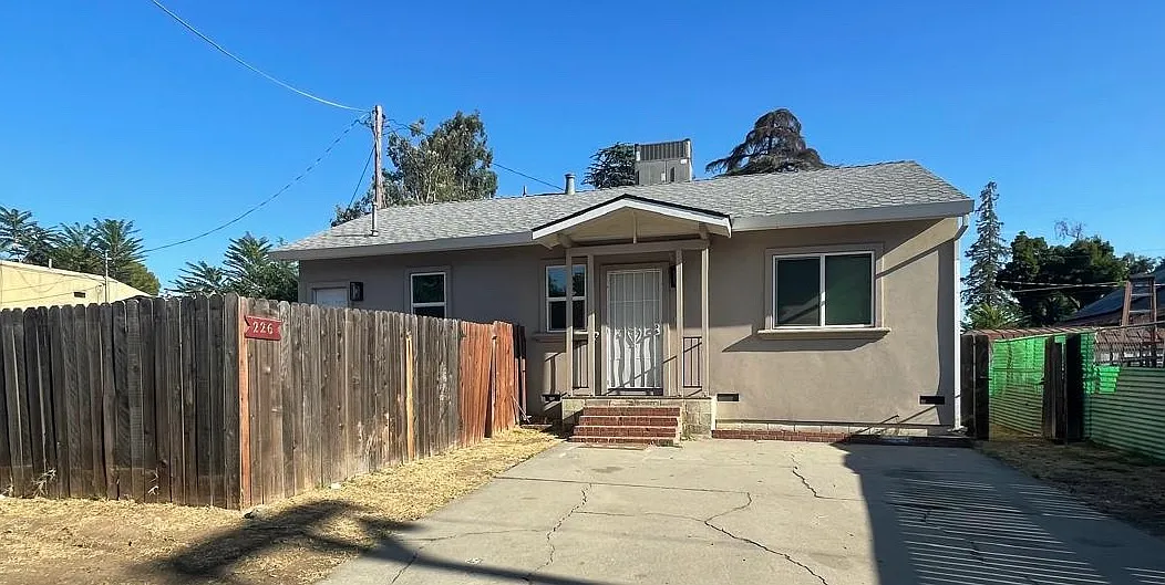 2 bed, 975 sqft, $1,850 — Photo 1
