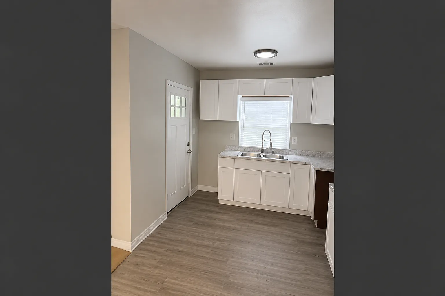 520 Nelson Street - 1 — Photo 3