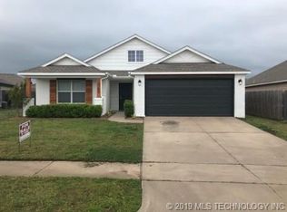 15205 108th Pl, Owasso, OK 74055