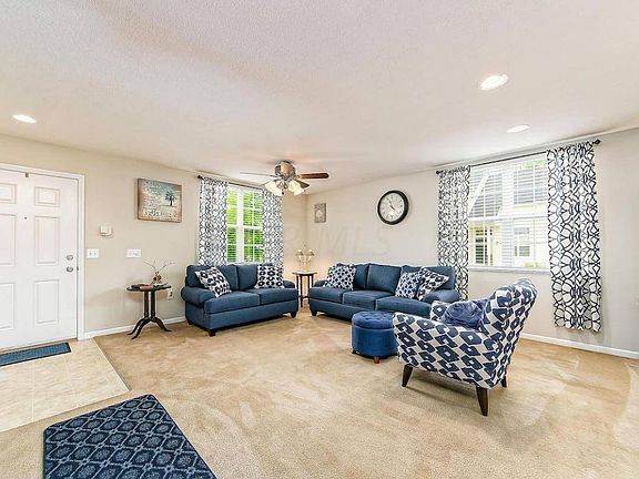 4th image of 398 Douglasfir Dr