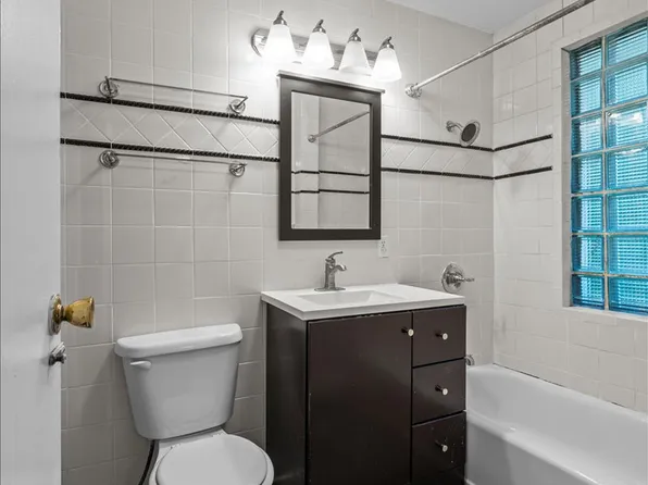 2710 Edgehill Avenue image 15 of 30