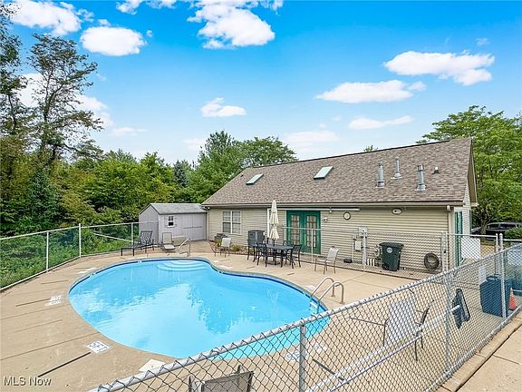 5th image of 4321 Steuben Woods Dr