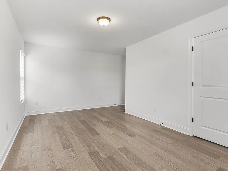 1645 Lateglow Way — Photo 18