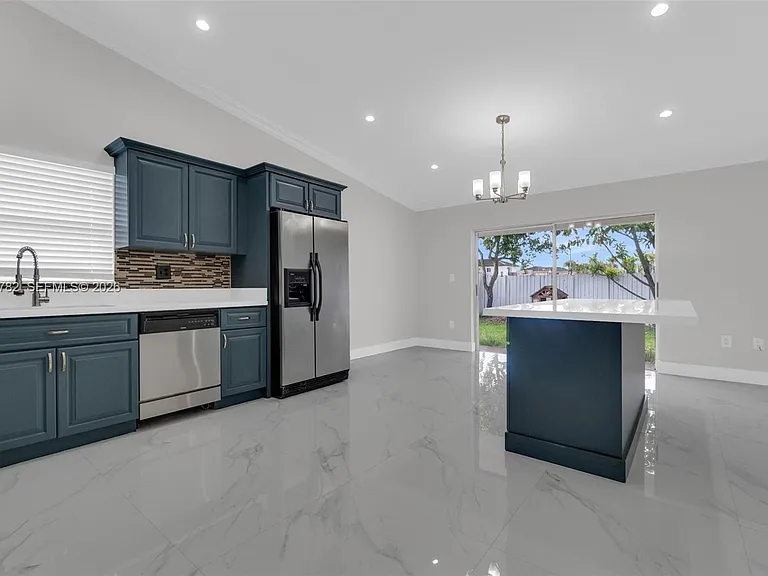 14480 SW 115th Ter — Photo 7