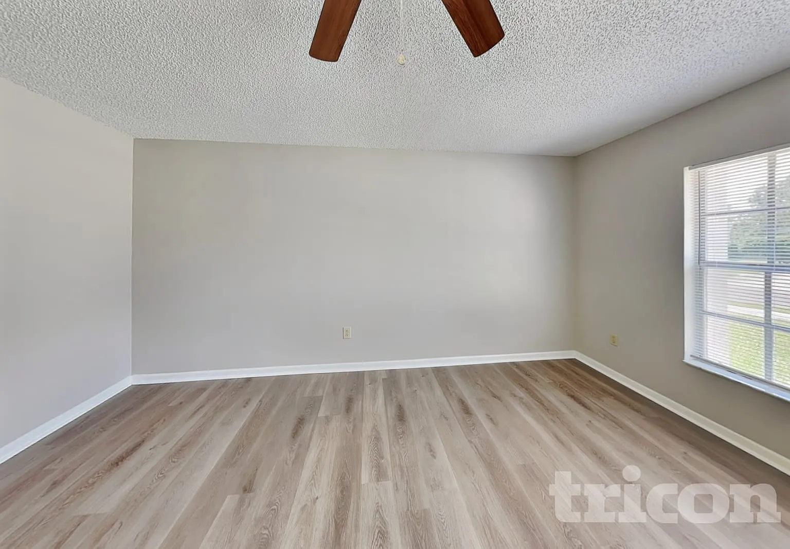 1604 Palm Leaf Drive Brandon FL — Photo 3
