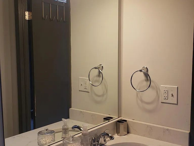 1531 Elm Street — Photo 16