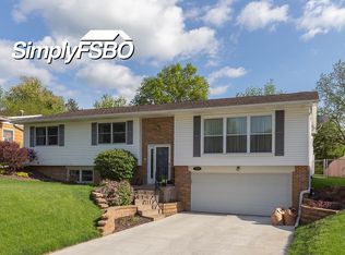 810 8th Ave, Silvis, IL 61282