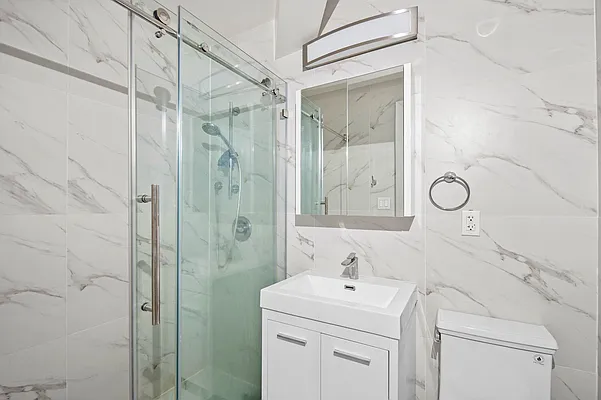 Rented by Urban Real Estate Property Group Inc | media 14