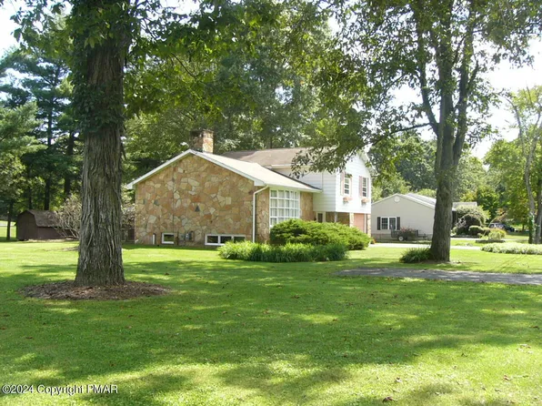 6450 White Birch St, East Stroudsburg, PA 18301