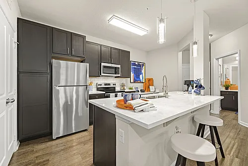 Art Avenue Apartments Photo 1