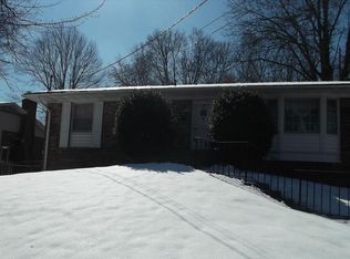 3840 Gallows Rd, Annandale, VA 22003