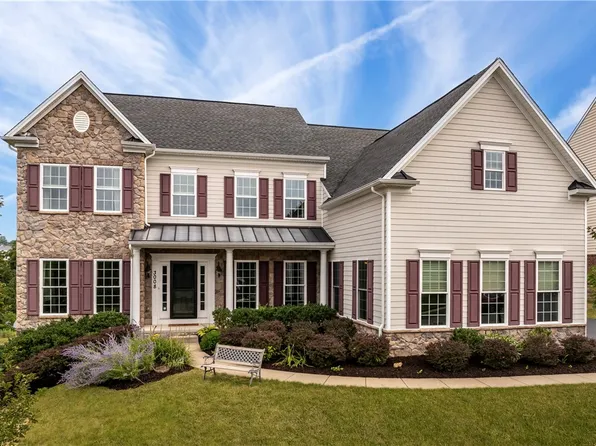 3008 Farm View Dr, Mc Donald, PA 15057