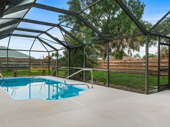 1167 SW GARDENA Avenue, Port St Lucie, FL 34953